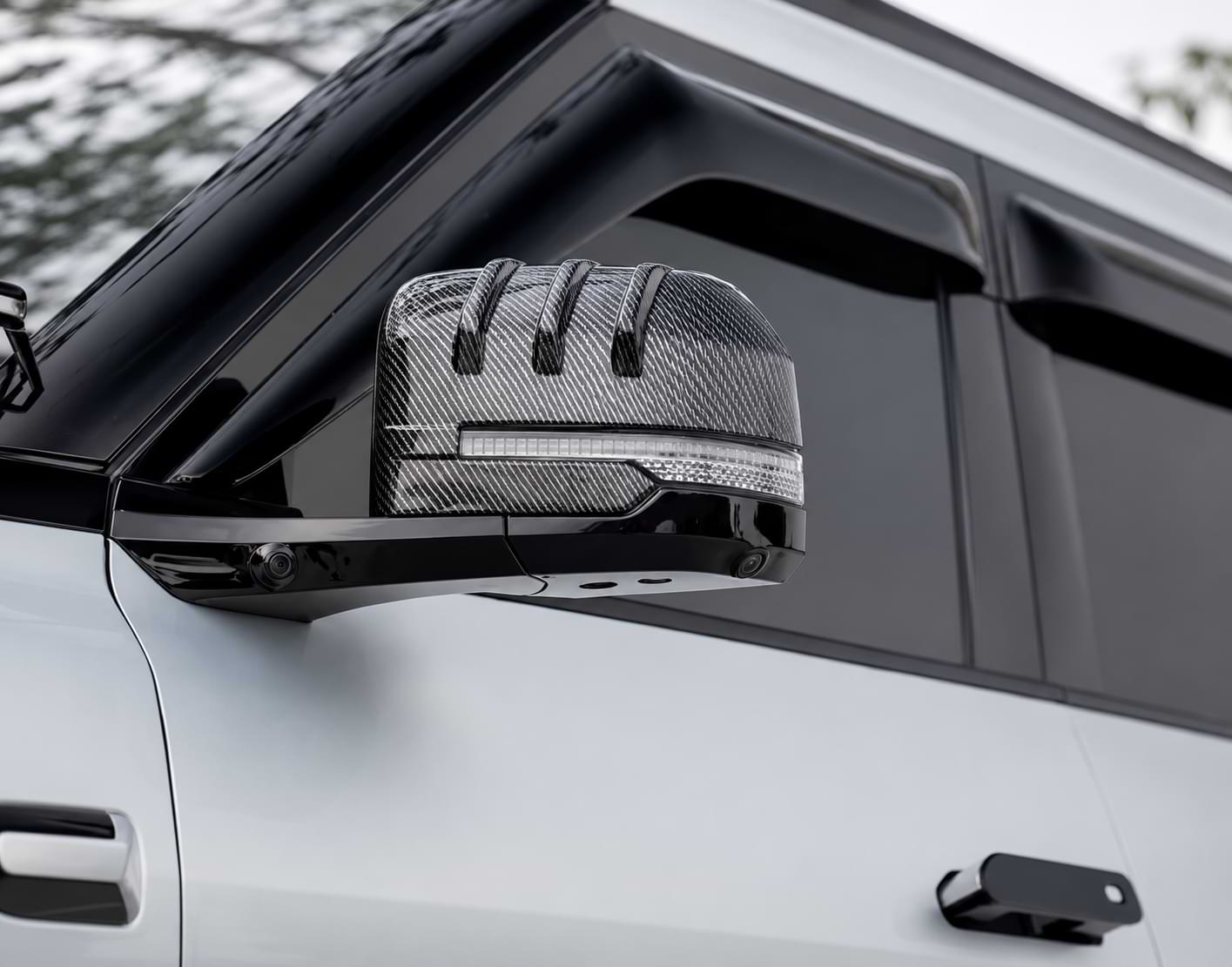 BYD Leopard 8 2024-2025 with carbon fiber rearview mirror protection cover installed on the side mirror